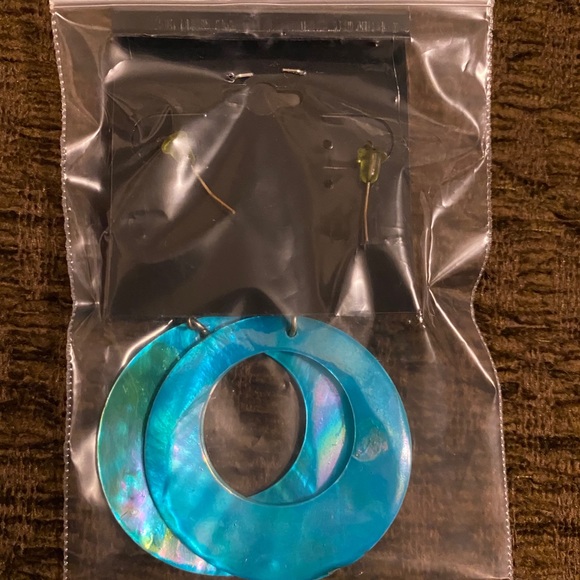 SIMPLY GORGEOUS! - Picture 9 of 10